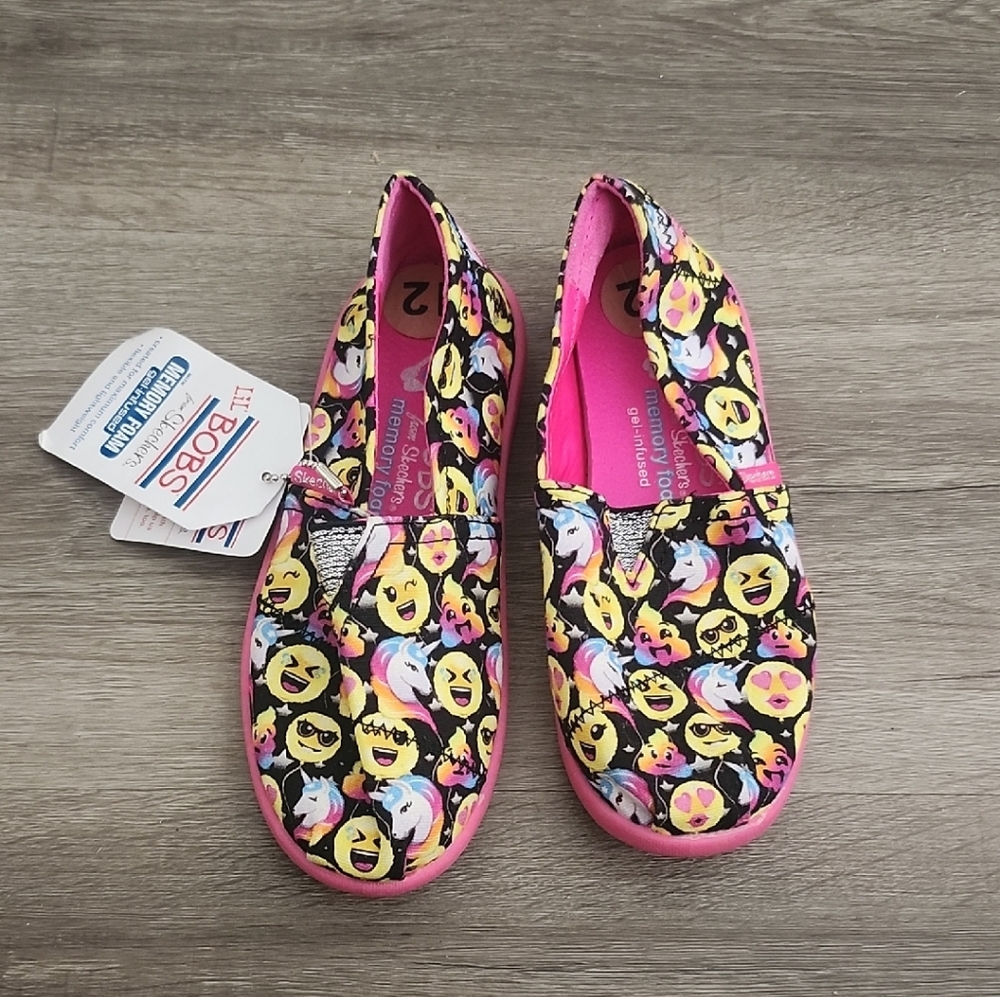 Skechers Emoji Print Kids Slippers - Pink and Black